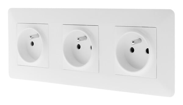 ZENITECH - Triple prise 2P+T 16A précâblée - Artezo - Blanc - 16A - large
