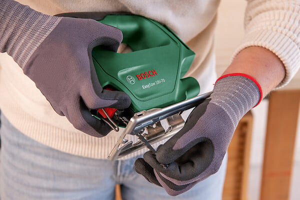 BOSCH - Scie sauteuse sans-fil EasySaw 18V-70 - 2600 spm - large