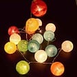 LUMISKY - Guirlande solaire MIMY COLORS 10 boules coton 3.8M - vignette