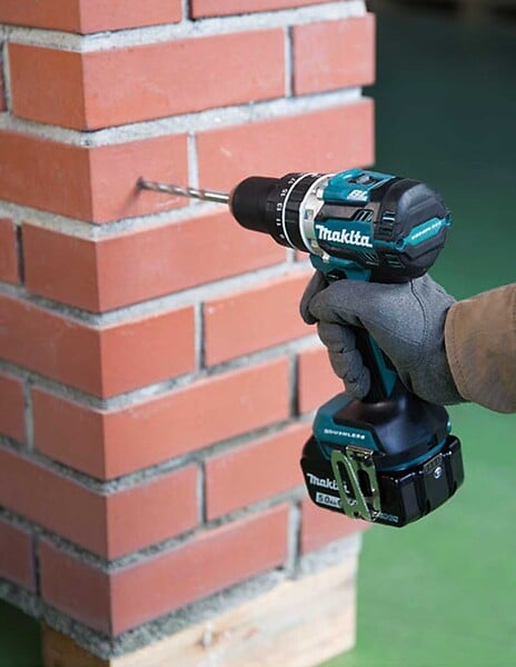 MAKITA - Perceuse visseuse à percussion MAKITA Brushless DHP484Z 18 V Li-ion (vendu sans batterie) - large