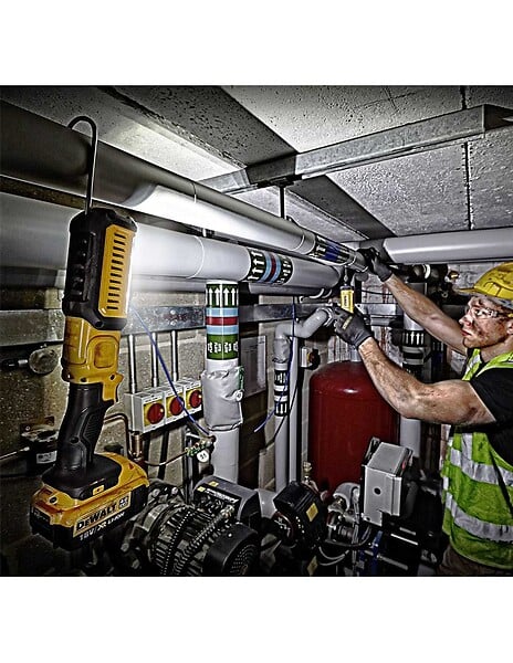 DEWALT - Lampe LED à faisceau large 500 Lm 18V DEWALT DCL050-XJ - large