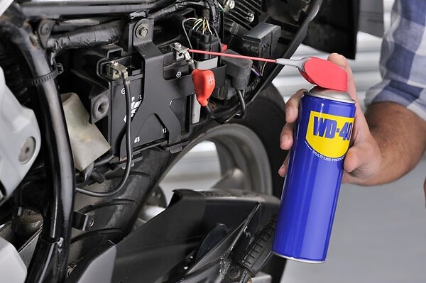 WD-40 - Lubrifiant multifonction Double Position - 400ml - large