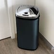 KITCHEN MOVE - Poubelle automatique inox LARGO noir 42L - vignette