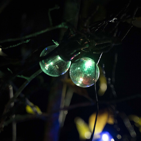 XANLITE - Guirlande solaire LED style guinguette 5 m - 8 ampoules RVB - large