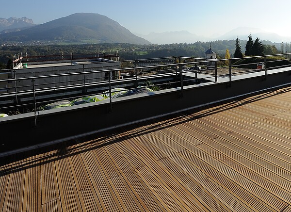 Collections Atlante - Lame terrasse rainurée cl4 28x145mm x 195cm - large