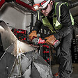 MILWAUKEE - Meuleuse d'angle MILWAUKEE M18 Fuel 125mm avec 2 batteries 5.0Ah chargeur et coffret - vignette