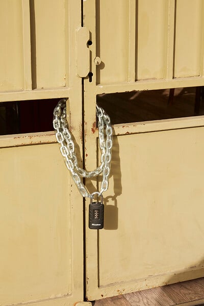 MASTER LOCK - Cadenas combinaison avec clé de secours 48mm - large