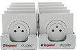 LEGRAND - Lot de 10 prises de courant surface avec terre blanc complet DOOXIE - vignette