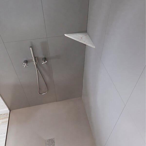 U-TILE - Etagère d'angle en résine finition marbre - 24 x 24 cm x 2,4 cm d'épaisseur - blanc - large