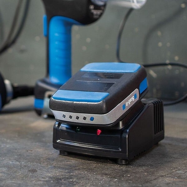 SCELL-IT - Riveteuse sansfil Scellit 18 V pour rivets aveugles  2 batteries 20 Ah  chargeur 18 V  coffret - large