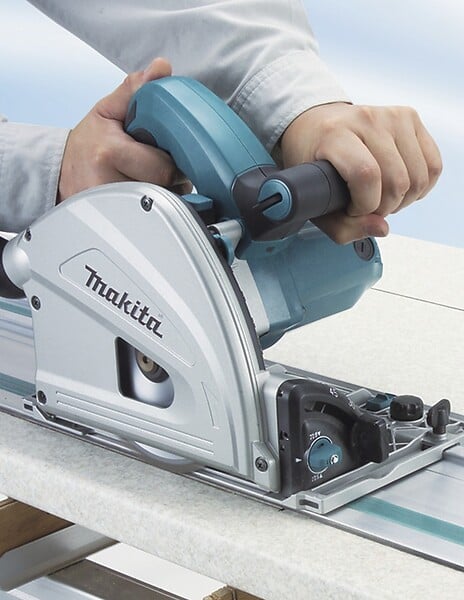 MAKITA - Scie Circulaire Plongeante MAKITA SP6000J en Coffret - large