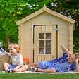 TIMBELA - Timbela M570Z-1 Maison en bois pour enfants - Toit vert - 111x113xH121cm / 0.9 m2 - SANS PLANCHER - vignette