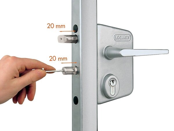 LOCINOX - Serrure applique pour portail LAKQ30U2L pour profil de 30 à  50mm - LOCINOX - LAKQ30U2LZILVVSZMZM - large