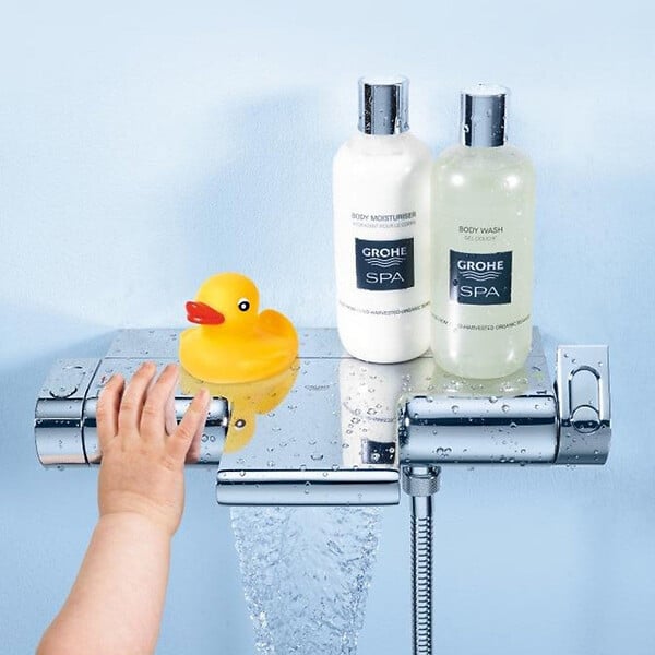 GROHE - Mitigeur thermostatique bain/douche GROHTHERM 2000 GROHE 34467001 - avec tablette amovible - fonction CoolTouch - large