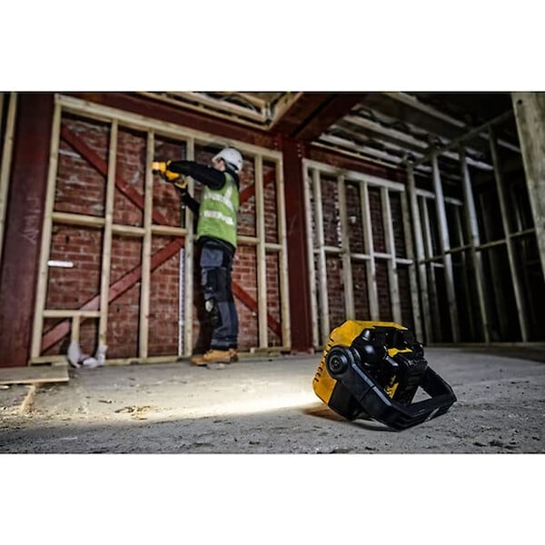 DEWALT - Projecteur de chantier compacte DEWALT DCL077-XJ de 12V à 54V - large