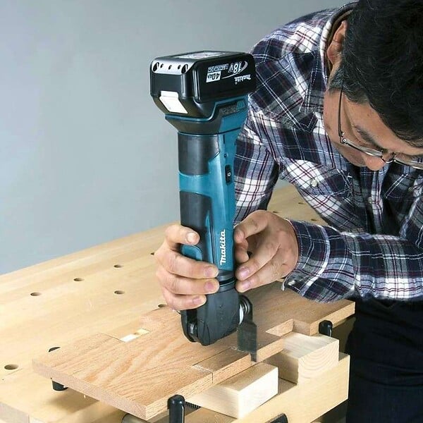 MAKITA - Outil multifonctions oscillant MAKITA DTM51Z 18V LXT (vendu sans batterie) - large