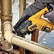 DEWALT - Scie sabre compacte 18V DEWALT DCS367NT-XJ Brushless avec coffret - vignette