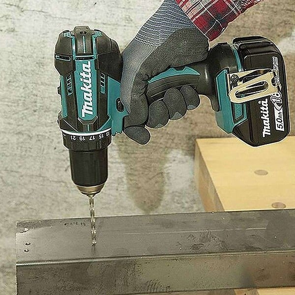 MAKITA - Perceuse Visseuse MAKITA DDF482Z 18 V Li-ion Ø 13 mm (vendu sans batterie) - large