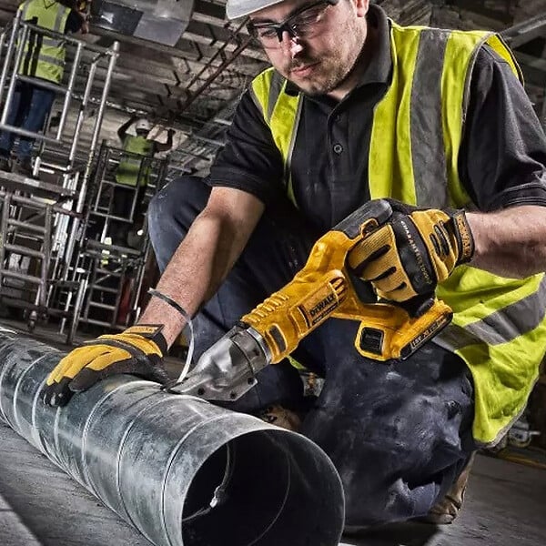 DEWALT - Cisaille à métaux 18V DEWALT DCS491N-XJ - large