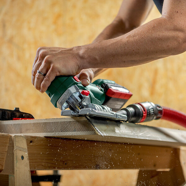 METABO - Scie sauteuse sans fil 18V STA 18 LXT 150 BL METABO 601502840 (vendu sans batterie) - large