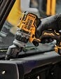 DEWALT - Perceuse-visseuse multi-têtes 12V DEWALT DCD703NT-XJ avec coffret - vignette