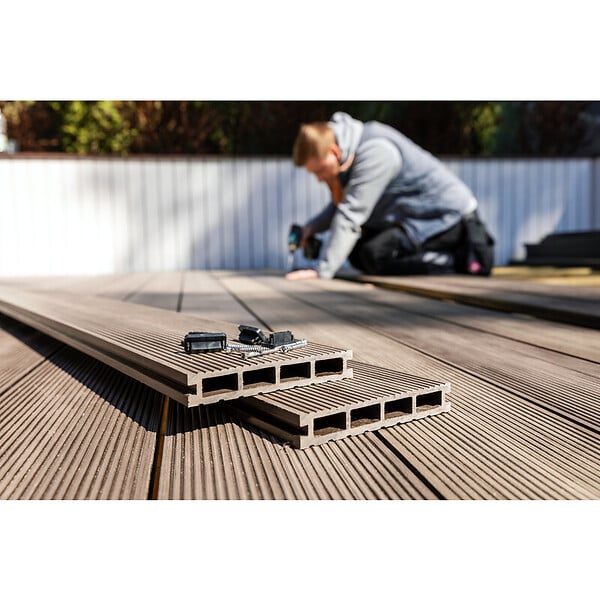 MCCOVER - PACK 1 m² lame de terrasse composite Prima - Chocolat, L : 220 cm , l : 12 cm,  E : 19 mm - large