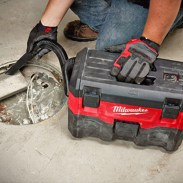 MILWAUKEE - Aspirateur eau et poussière sans fil MILWAUKEE M18 VC2-0 18V (vendu sans batterie) - large