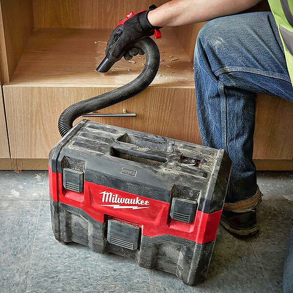 MILWAUKEE - Aspirateur eau et poussière sans fil MILWAUKEE M18 VC2-0 18V (vendu sans batterie) - large
