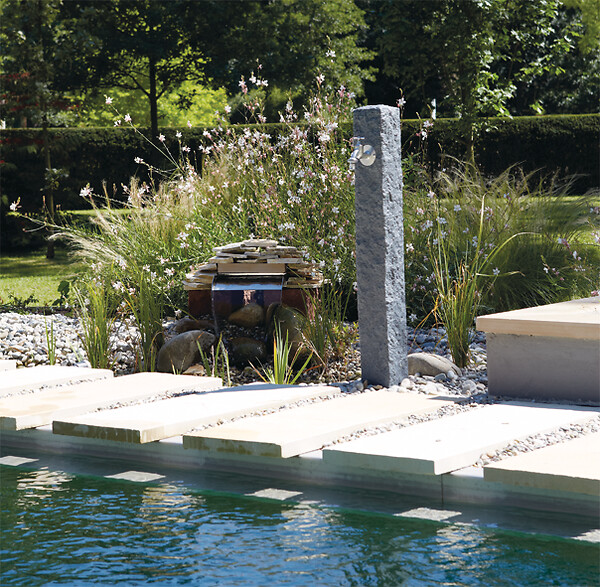 GARANTIA - Fontaine en pe granit gris Fonce - large