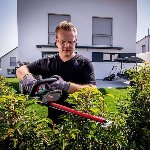 METABO - Taille haie sans fil METABO HS 18 LTX 65 - 65cm - 18V (vendu sans batterie) - large