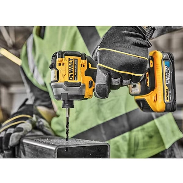 DEWALT - Pack 2 outils 18V DEWALT DCK2050H2T-QW : perceuse DCD805 et boulonneuse DCF850 Brushless  avec coffret et 2 batteries 5,0 Ah POWERSTACK - large
