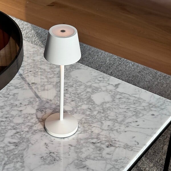 LUMISKY - 9 Lampes de table EMILY Blanc + base de chargement - large