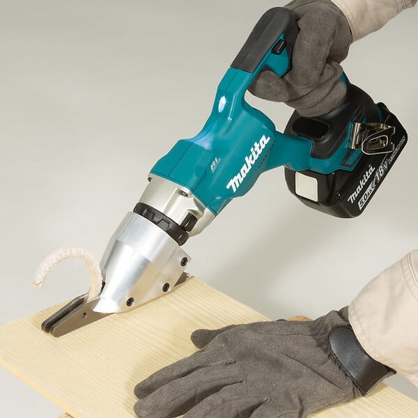 MAKITA - Cisaille à plaque de Plâtre DJS800Z MAKITA LXT ® 18 V Li-Ion (vendu sans batterie) - large