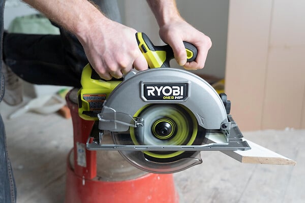 RYOBI - Scie circulaire brushless 18V - 184mm - Sans batterie - large