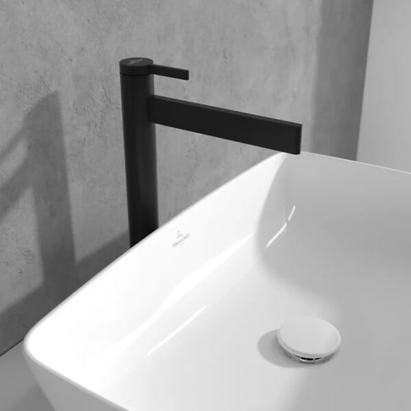 VILLEROY ET BOCH - Mitigeur lavabo droit surélevé  Dawn sans tirette Noir mat - large