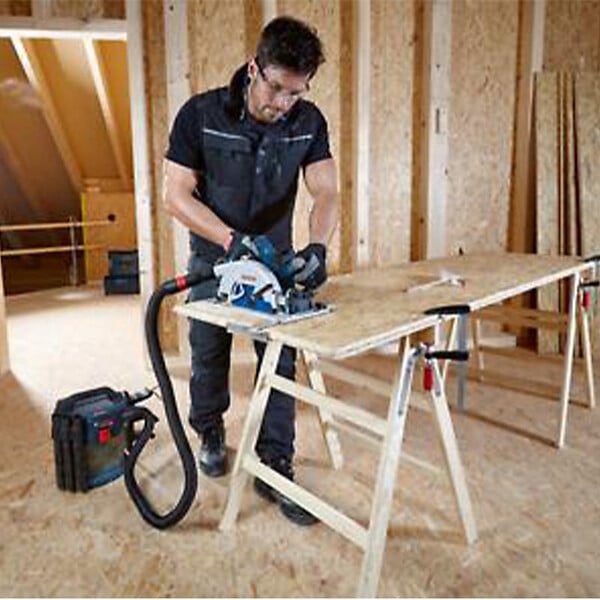 BOSCH - Pack  3 outils 18V BOSCH : GSB 18V-110C + GKS 18V-68GC + GSA 18V-28 + 1 batterie 4,0 Ah (ProCORE) + 2 batteries 5,5 Ah (ProCORE) + GAL 1880CV (L) - large