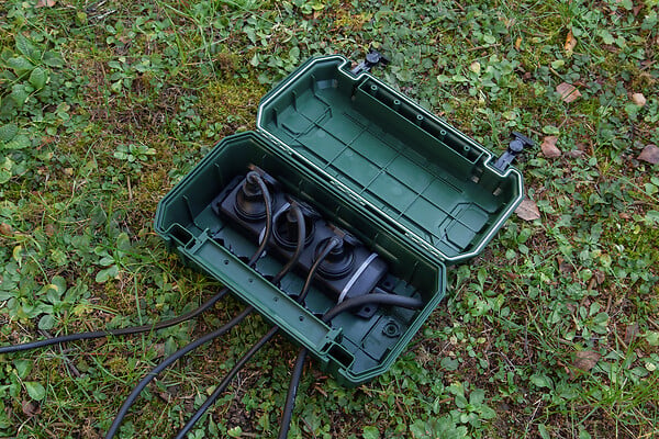 ELECTRALINE - Boîte étanche jardin IP54 - 5 sorties câbles max 12.4 mm - large