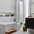 JACOB DELAFON - Baignoire bain douche Neo + étagère + pare bain 180 x 90, version droite - vignette