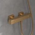 VILLEROY ET BOCH - Mitigeur douche thermostatique  Universal rectangle Or brossé - vignette