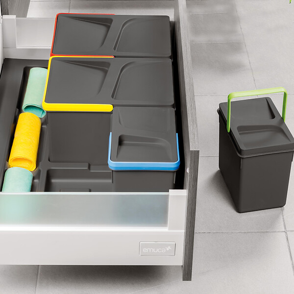 EMUCA - Kit poubelle de tri sélectif pour tiroir de cuisine avec socle Recycle hauteur 266mm, 2x15litres, 2x7litres, module 900mm, Plastique Gris antracite - large