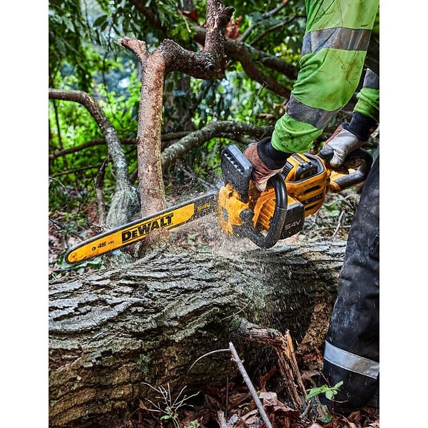 DEWALT - Tronçonneuse 45cm 54V DEWALT DCMCS574X1-QW avec une batterie 9,0 Ah FLEXVOLT - large