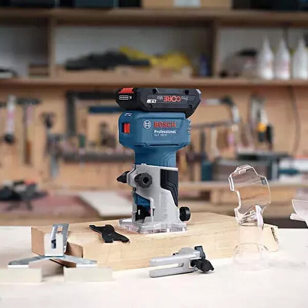 BOSCH - Affleureuse sans-fil BOSCH GLF 18V-8 - 0 601 B51 100 Professional (vendu sans batterie) en L-BOXX avec accessoires - large
