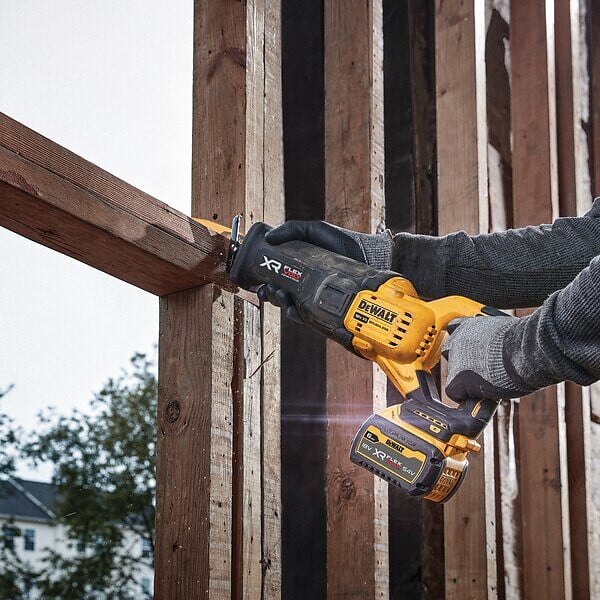 DEWALT - Scie sabre XR 18V ADVANTAGE Brushless DCS386NT-XJ DEWALT - large