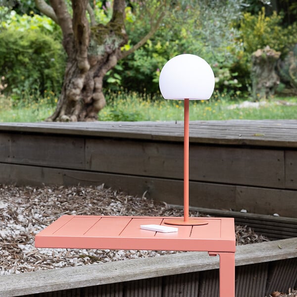 HAPPY GARDEN - Lampe LED à poser terracotta ISIS - large