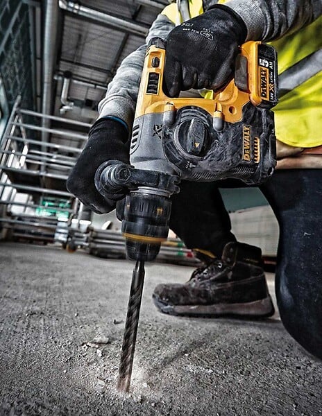 DEWALT - Perforateur burineur SDS-plus 18V DEWALT DCH273N-XJ Brushless (vendu sans batterie) - large