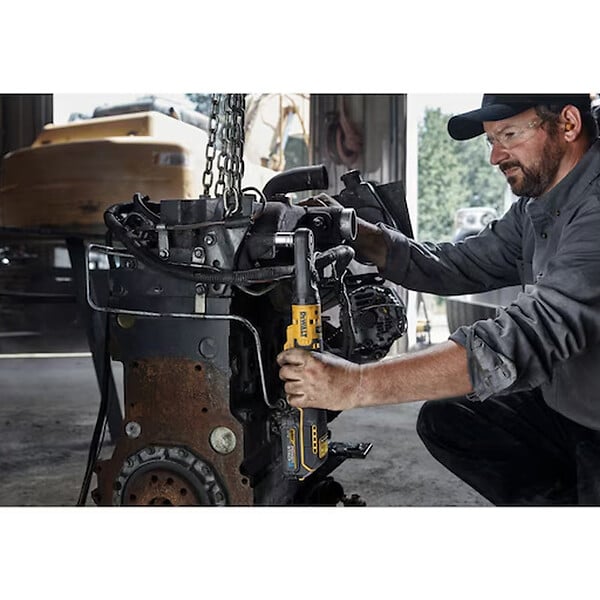 DEWALT - Clé à cliquet DEWALT DCF510E2G-QW XR 18 V 1.7 Ah Li-Ion Brushless à têtes interchangeables - large