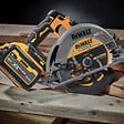 DEWALT - Scie circulaire XR 18V ADVANTAGE Brushless 190 mm  DCS573NT-XJ - vignette