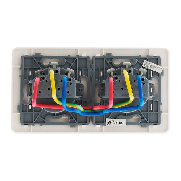 ZENITECH - Lot de 10 doubles prises précâblées 2P+T 16A - blanc - Zenitech - large