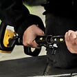 DEWALT - Bloc moteur + Tête coupe-bordure combisystème XR Flexvolt DEWALT - DCMAS5713X1-QW - vignette