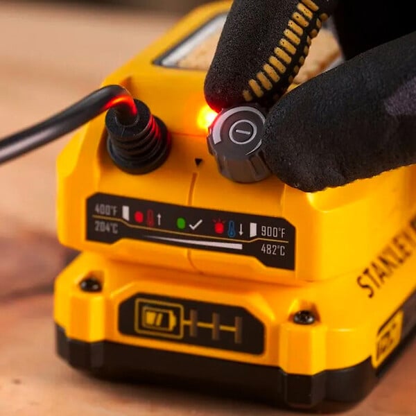 STANLEY Fatmax - Fer À Souder - Lithium 18V - Sans Batterie - SFMCE040B-XJ STANLEY FATMAX V20 - large